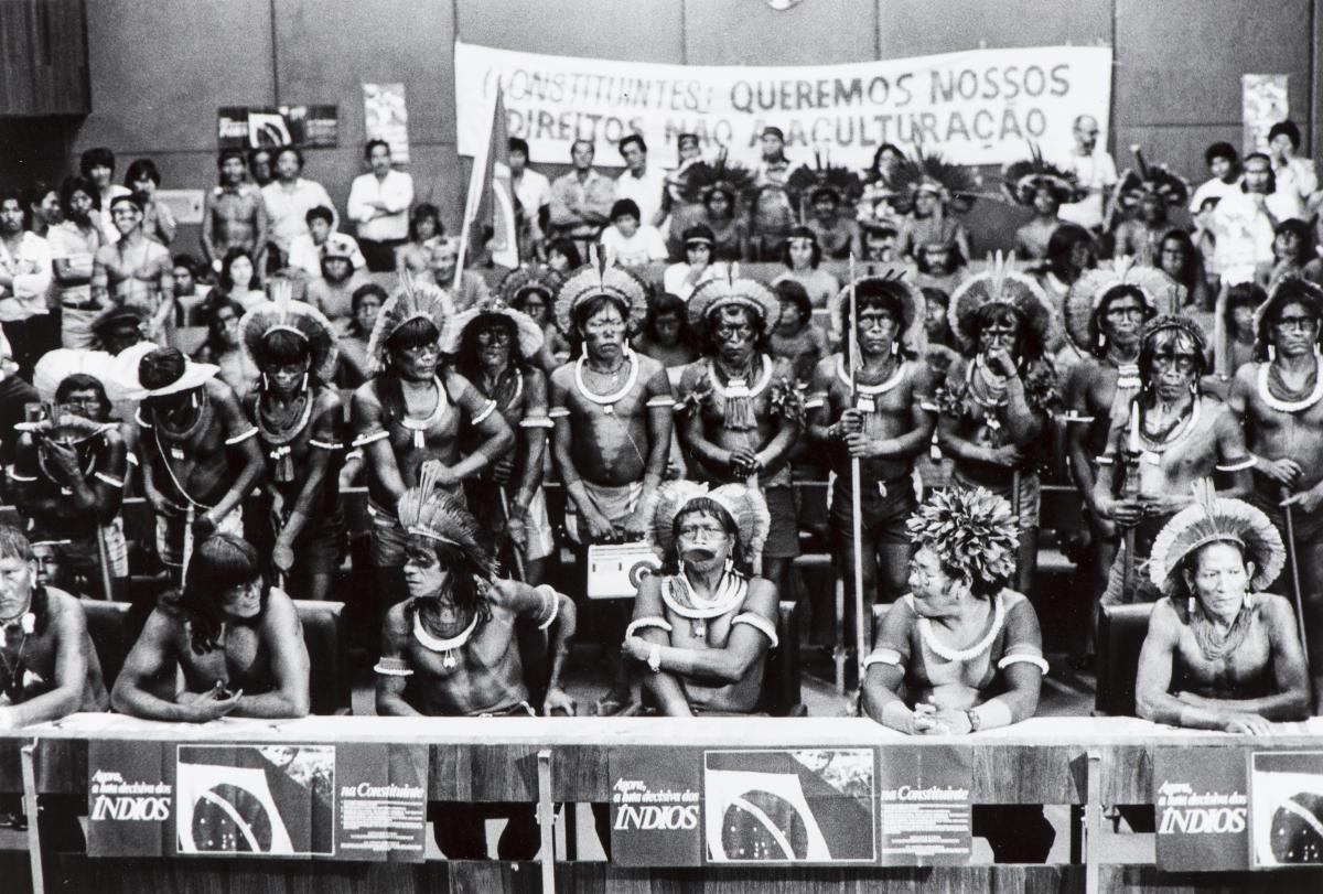 Indígenas durante a Constituinte de 1988
