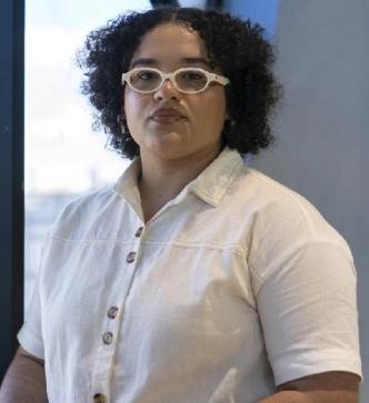 Foto mostra Thaynah Gutierrez